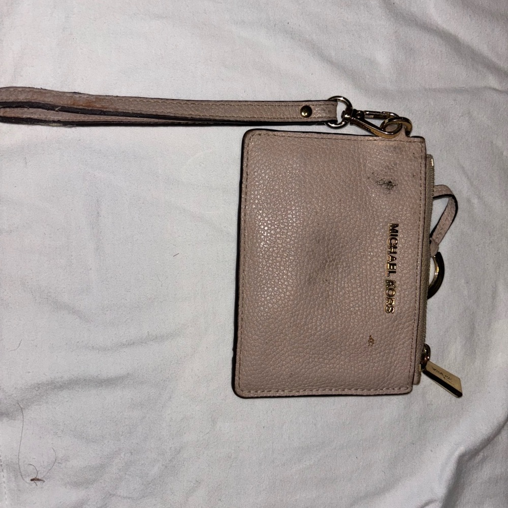 Micheal Kors wristlet